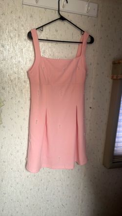 Mother’s Day dress new with pearls