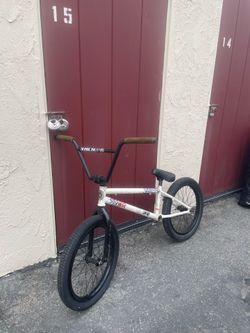 Custom bmx