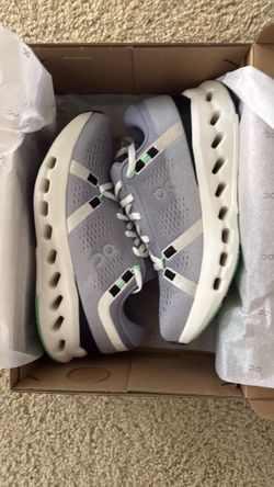 On cloud Women’s cloudsurfer 2 size 7 US