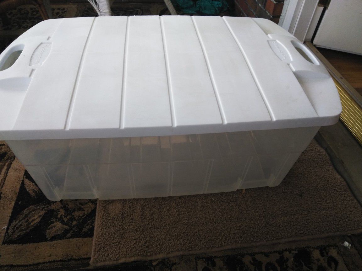 Clear Plastic Storage Containers