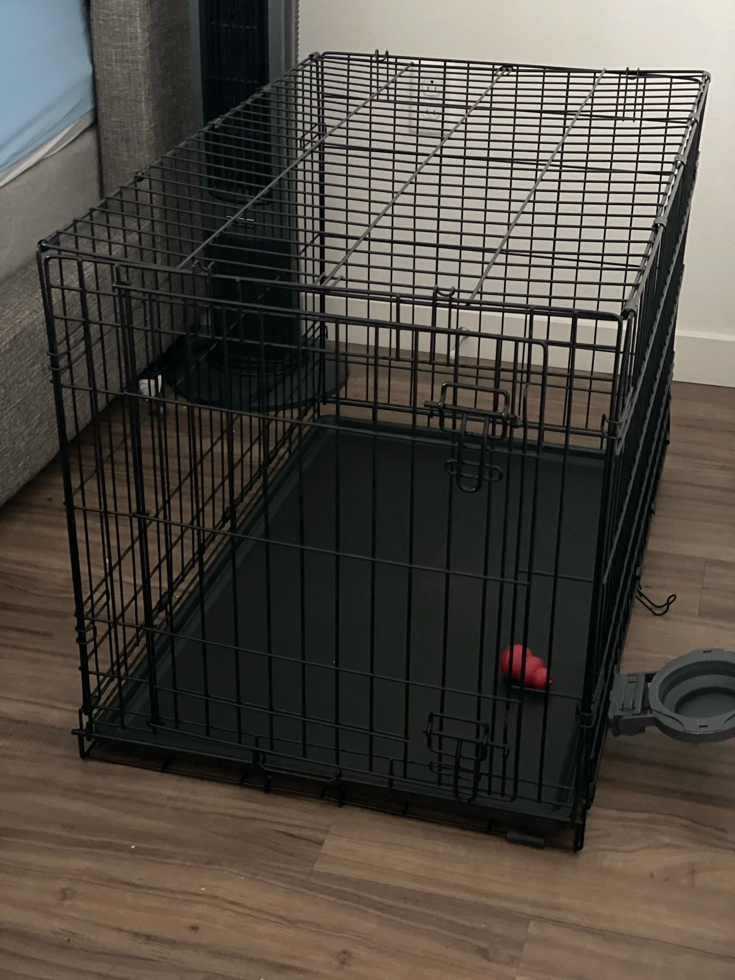 Animaze 1-Door Folding Dog Crate, 36.5" L x 23.2" W x 24.7" H