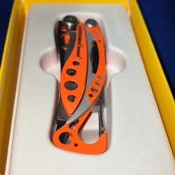 LEATHERMAN Skeletool® 7-in-1 Multi-Tool