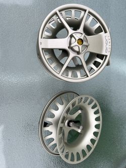 Lamson Liquid -9+ and Spare Spool