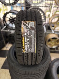Blackhawk Agility UHP AS 235/45R17 Tire