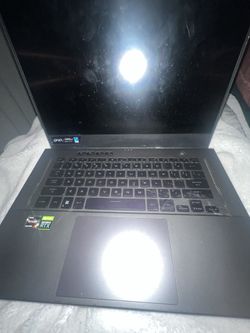 Gaming Computer With broken Screen