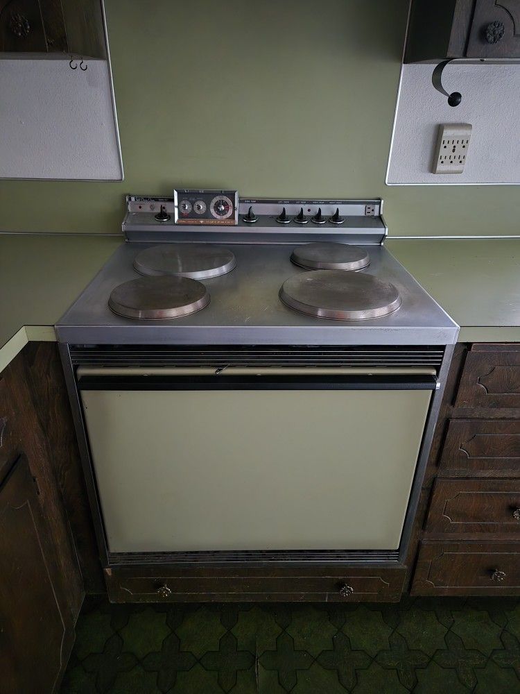 Electrical Vintage Range
