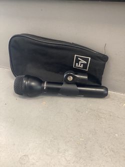 Electro Voice RE50/D-B Handheld Stage Microphone 