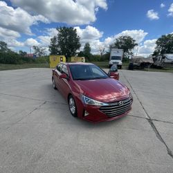 2019 Hyundai Elantra SEL