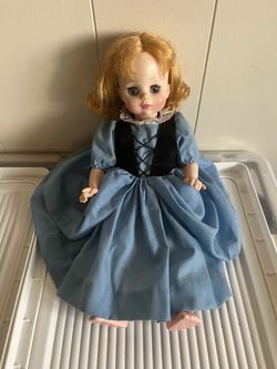 Vintage Madame Alexander Goldilocks Doll
