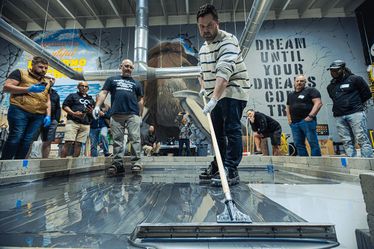 Metallic Epoxy Training Classes – Hands-On Class