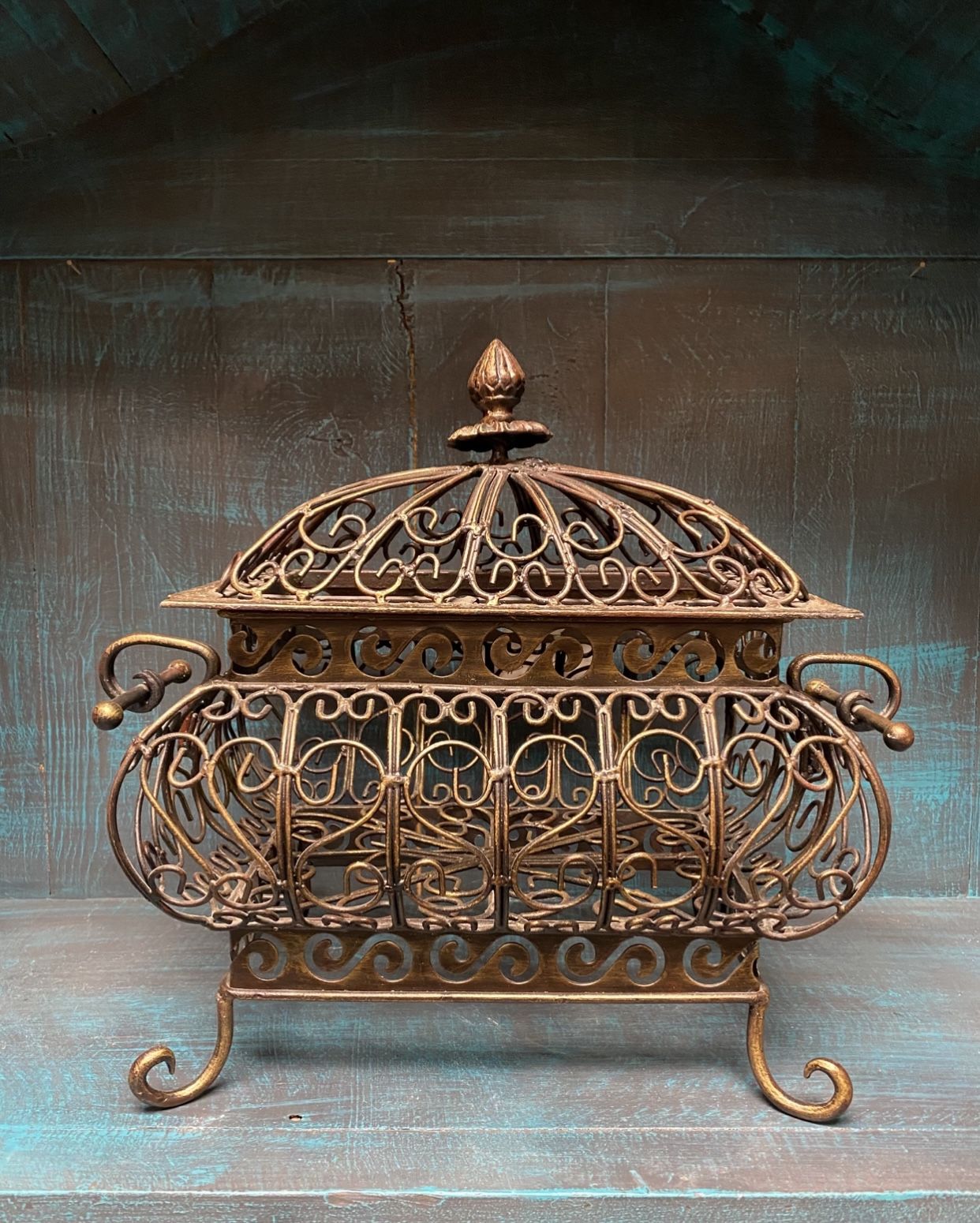 Beautiful High End Filigree Die Cast Basket With Removable Lid Very heavy In Perfect Condition