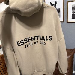 ESSENTIALS HOODIE