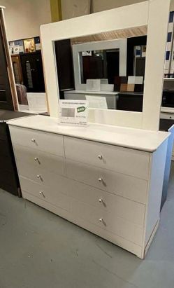 8 Drawer white with mirror