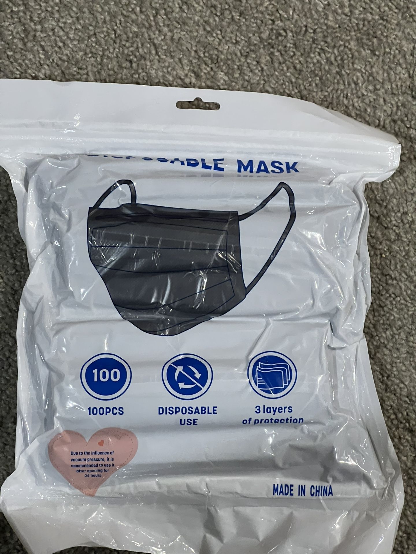 brand new 100 disposable face mask