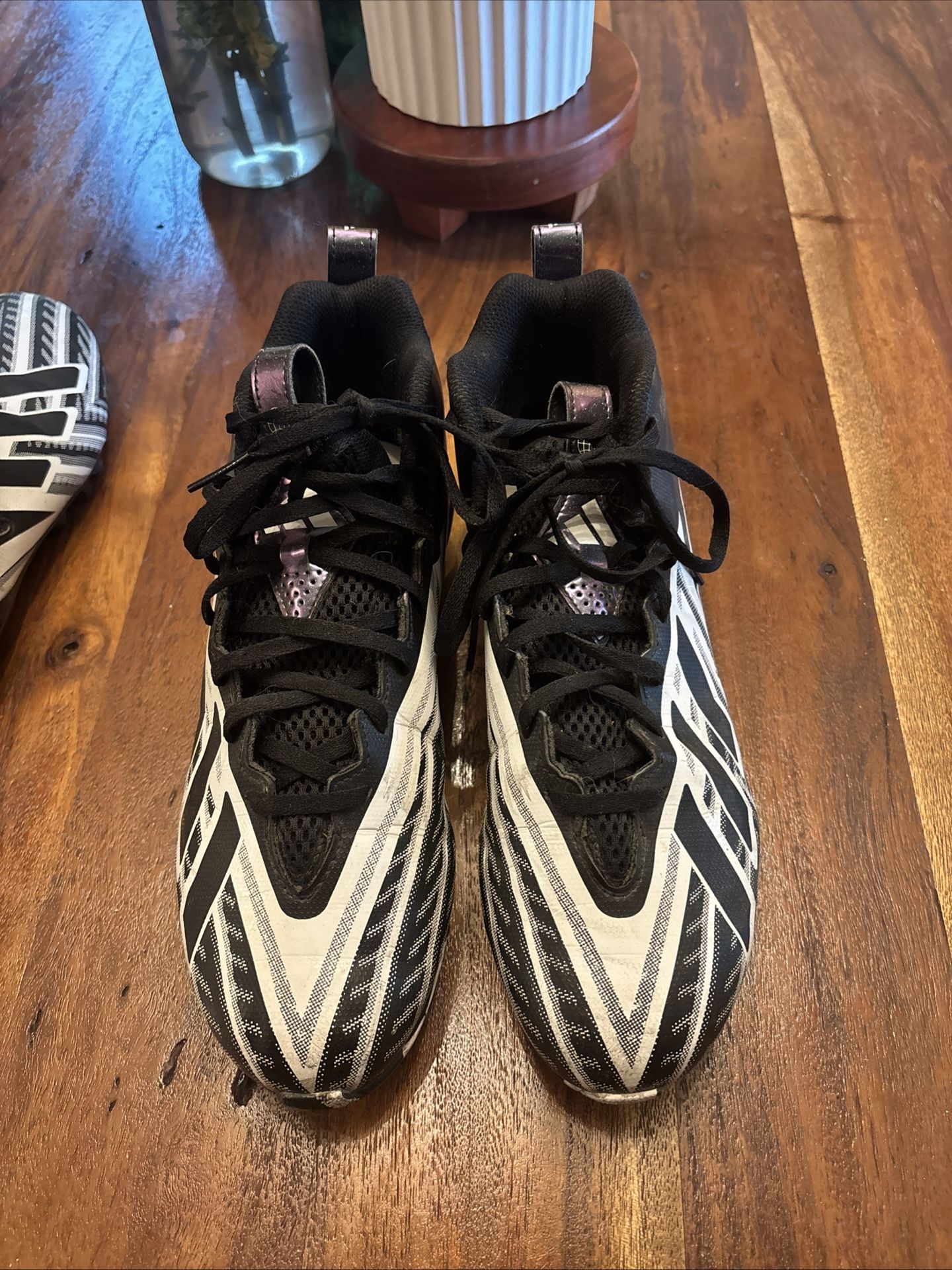 ADIDAS Freak Spark MD 23 Football Inline Cleats Men's Size 9 Black