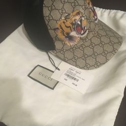 Authentic Gucci Tigers Print GG Supreme Baseball Hat