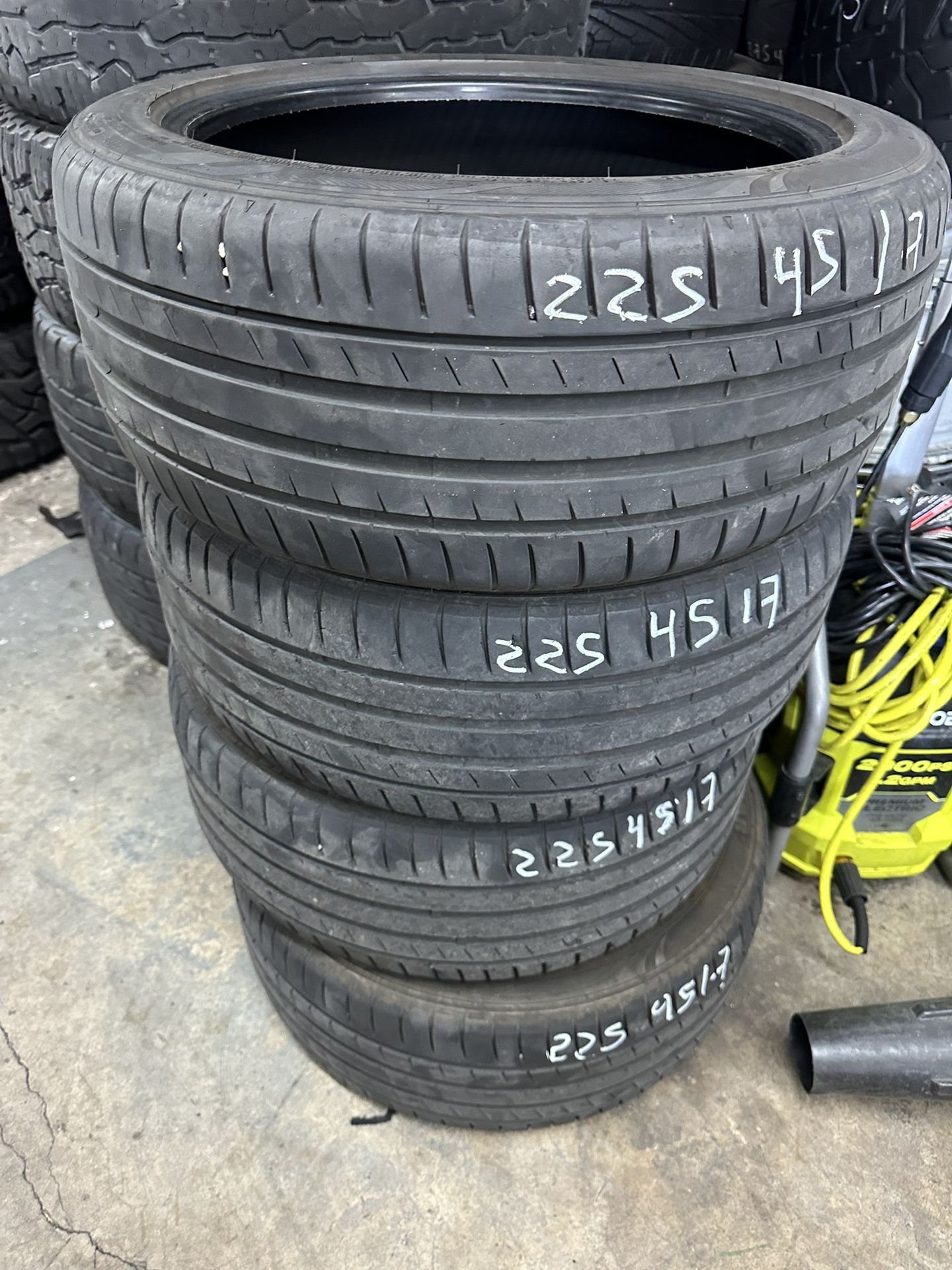 225/45/17 Used Set Of Tires
