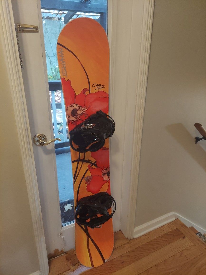 Gnu B-pro Women's Snowboard 149 With Bindings