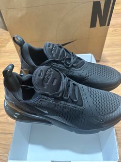Nike Air Max 270 Triple Black Sneakers