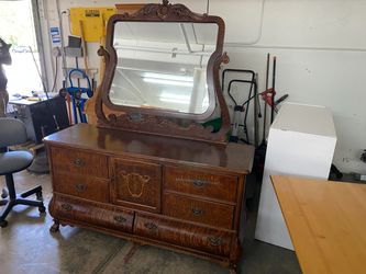 Antique Clawfoot Tiger Wood Dresser w/ Mirror