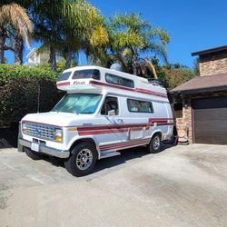 1989 Ford E250 Camper Van