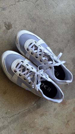 Lake CX20R cycling shoes.