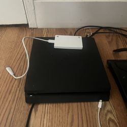 Ps4 Works Great Comes With Hard Drive