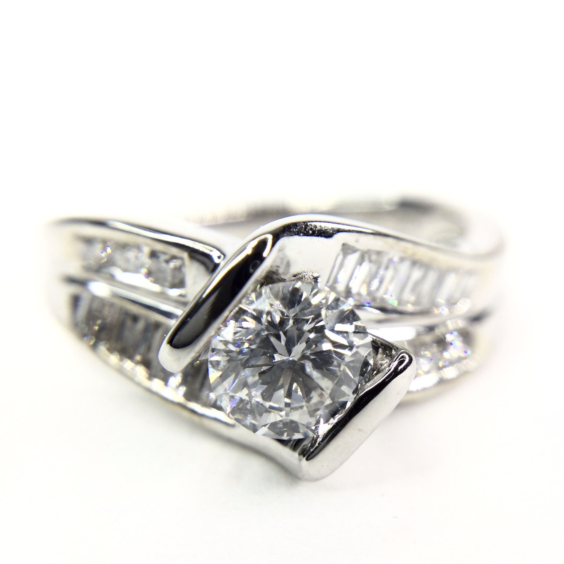 14KWG Diamond Engagement Ring 