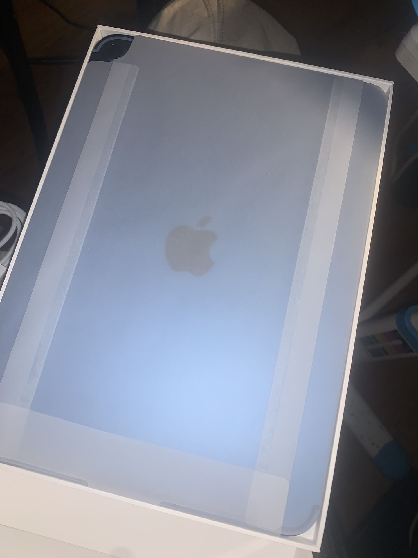 Brand New iPad A16 W/ Cellular 128GB
