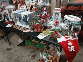 Handmade Christmas Decor And Gifts