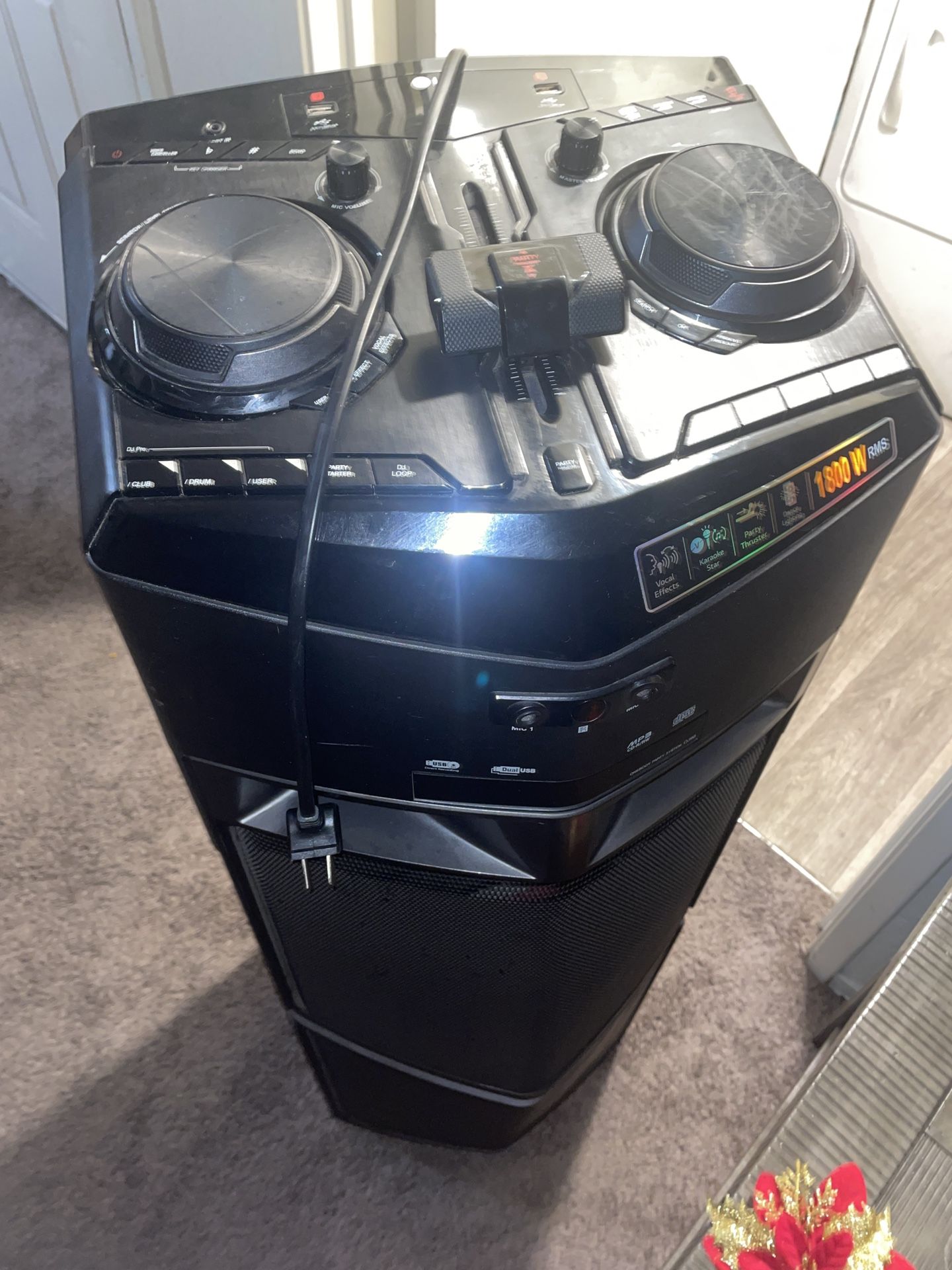 1800W LG OJ98 XBOOM SPEAKER BLUETOOTH