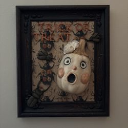 Startled Pumpkin Wall Art - Halloween Decor 