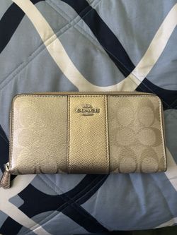 Coach wallet