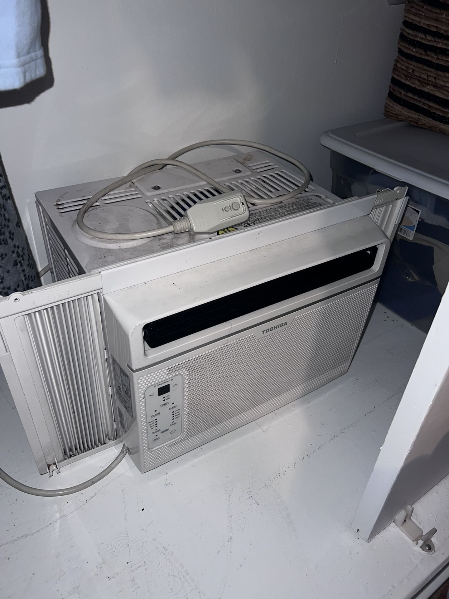 Toshiba AC Unit