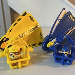 Paw patrol fly with 2 baskets and 2 dogs