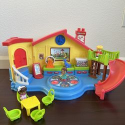 Fisher Price Little People Musical Preschool 