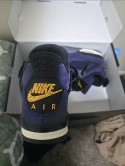 Laker purple jorda 4s size 10