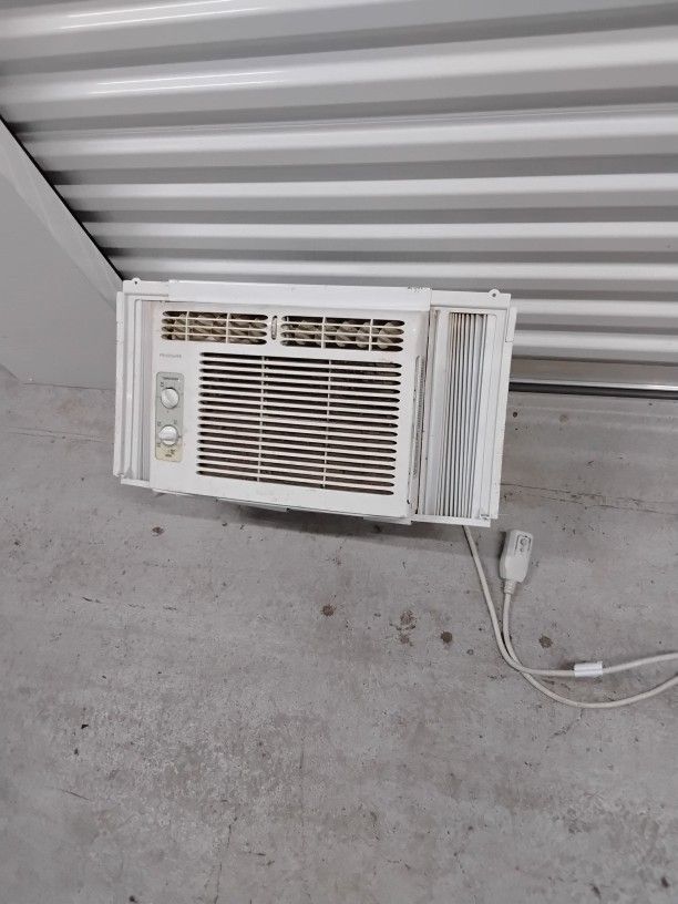 Air Conditioner