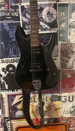 Schecter omen 6