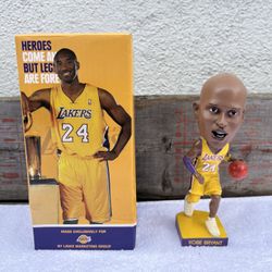 Kobe Bryant bobblehead (2016) Giveaway