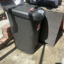 Trash Can
