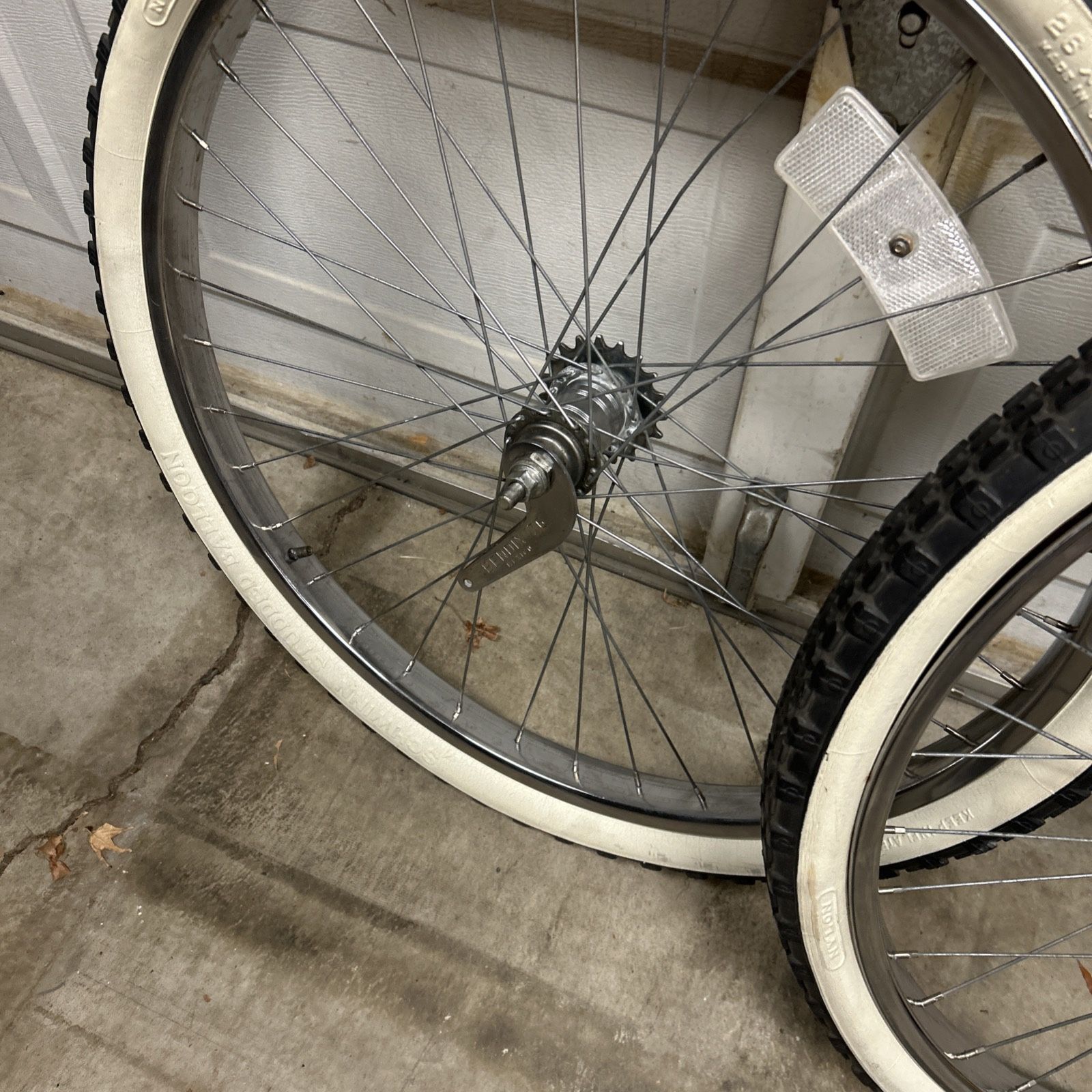 Schwinn S2 26” Chrome Wheels Original Tires And Tubes 1980