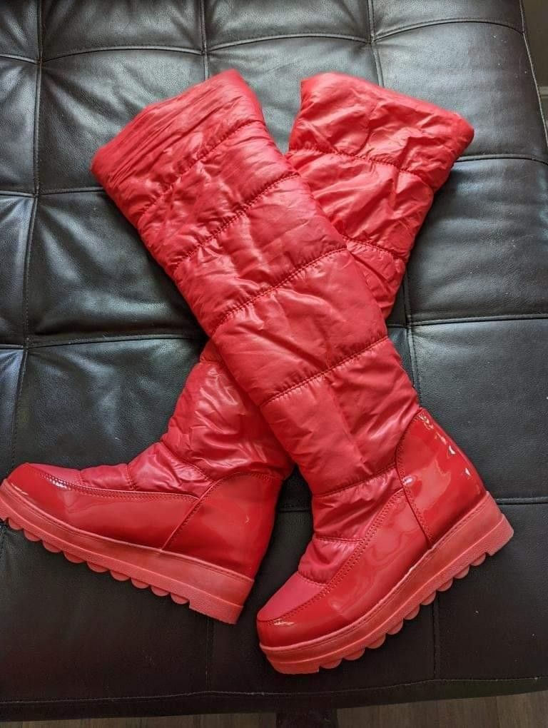Red Fleece Lined Boots