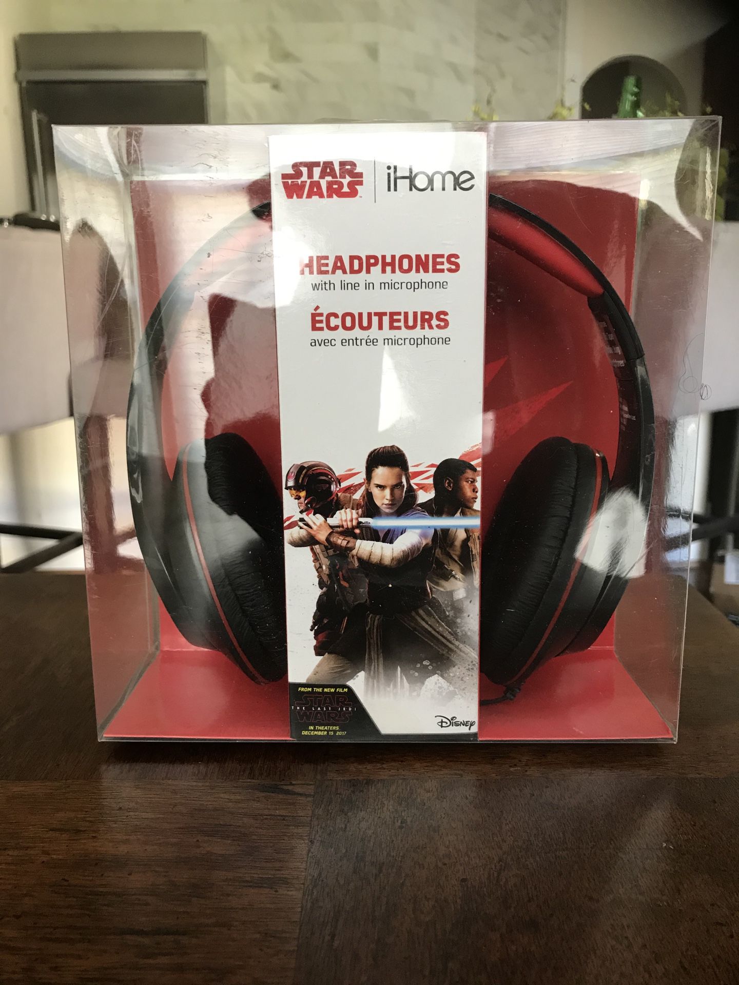iHome Star Wars head-phones new in box (lot of 50)