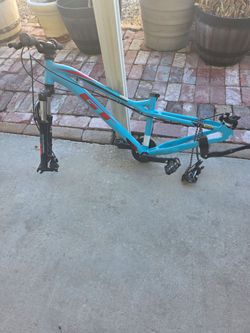 GT Stomper frame
