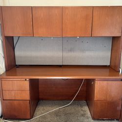 Office Desk with Hutch (Wood)