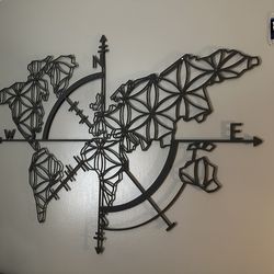 World Map Metal Wall Art Geographical Map Compass Traveler Explorer Minimalist Monochrome Urban LoftDecoration