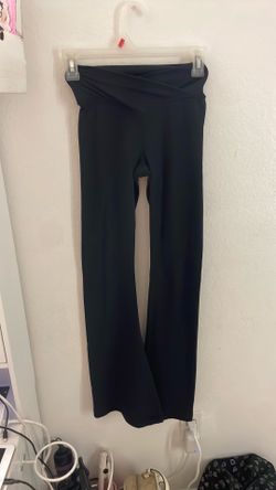 Black leggings