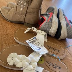 Girls Shoes $15