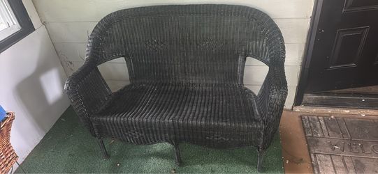 Black Wicker Outdoor Loveseat Bench